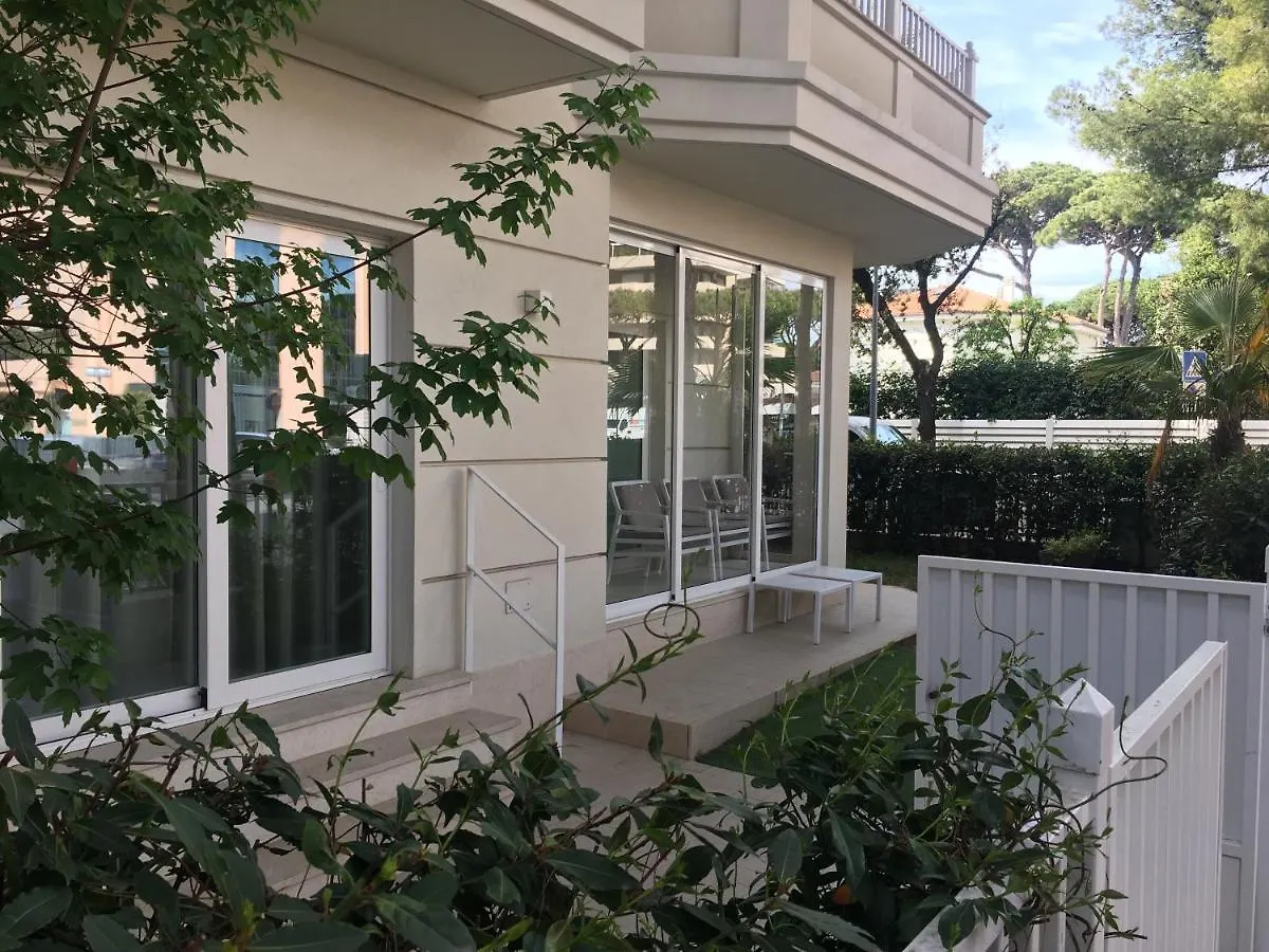 White Suite Riccione 3*,  Italy