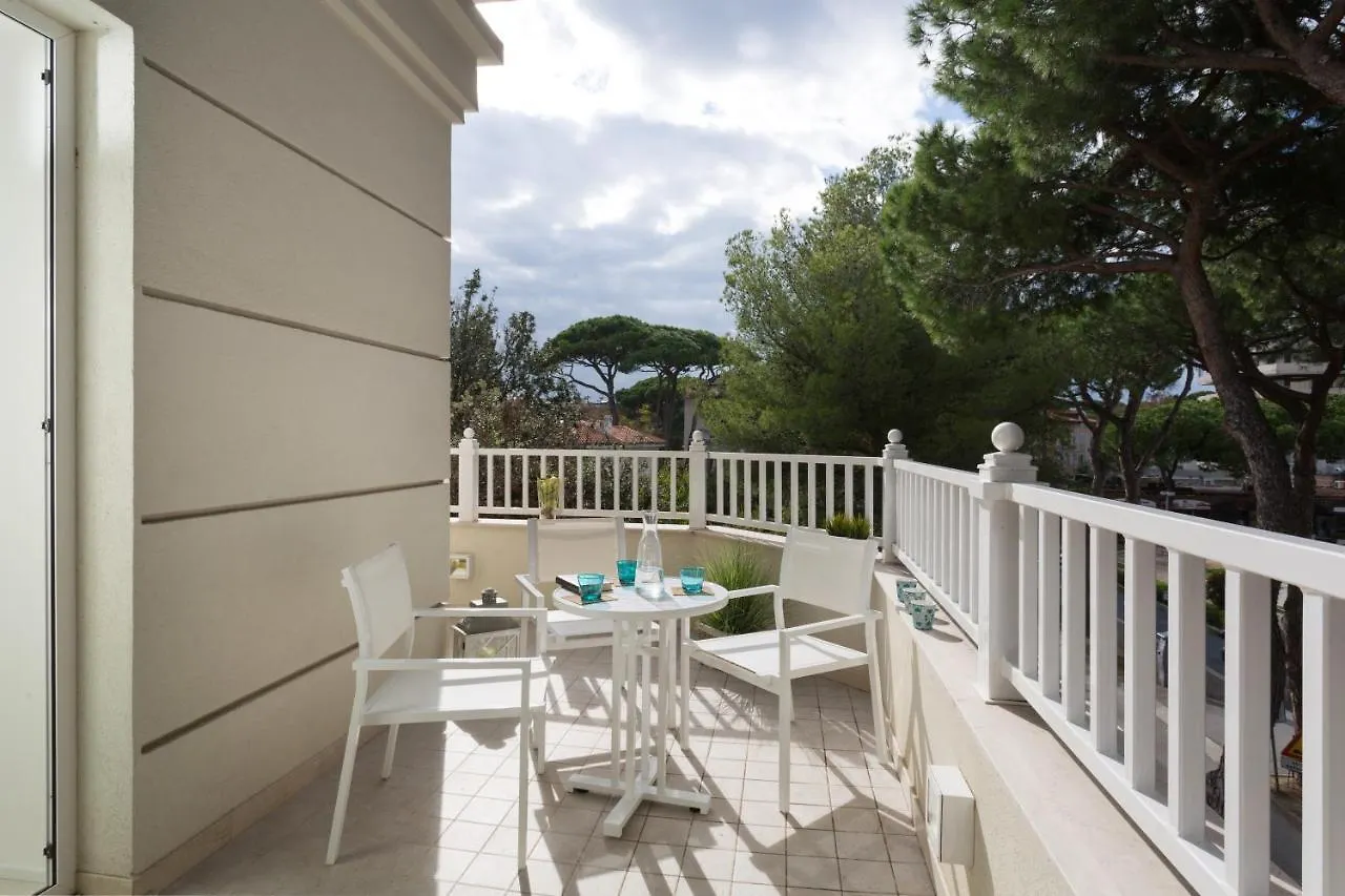 *** Aparthotel White Suite Riccione Italy